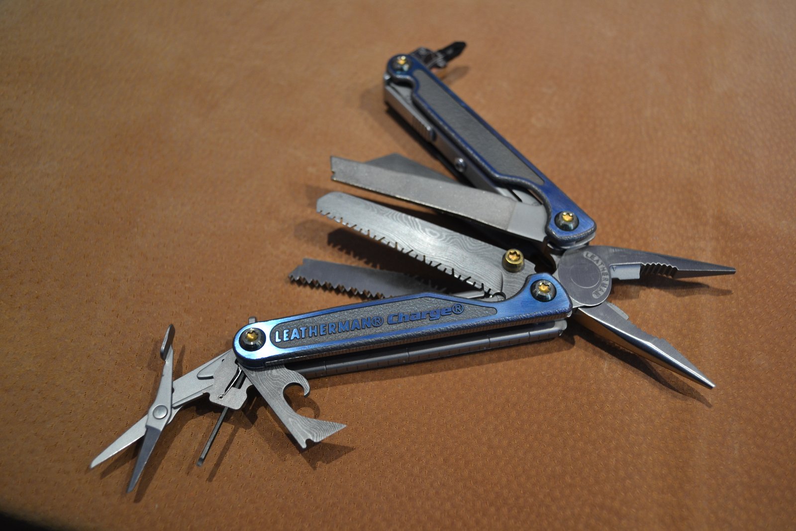 Tools: Folding Multitools 1