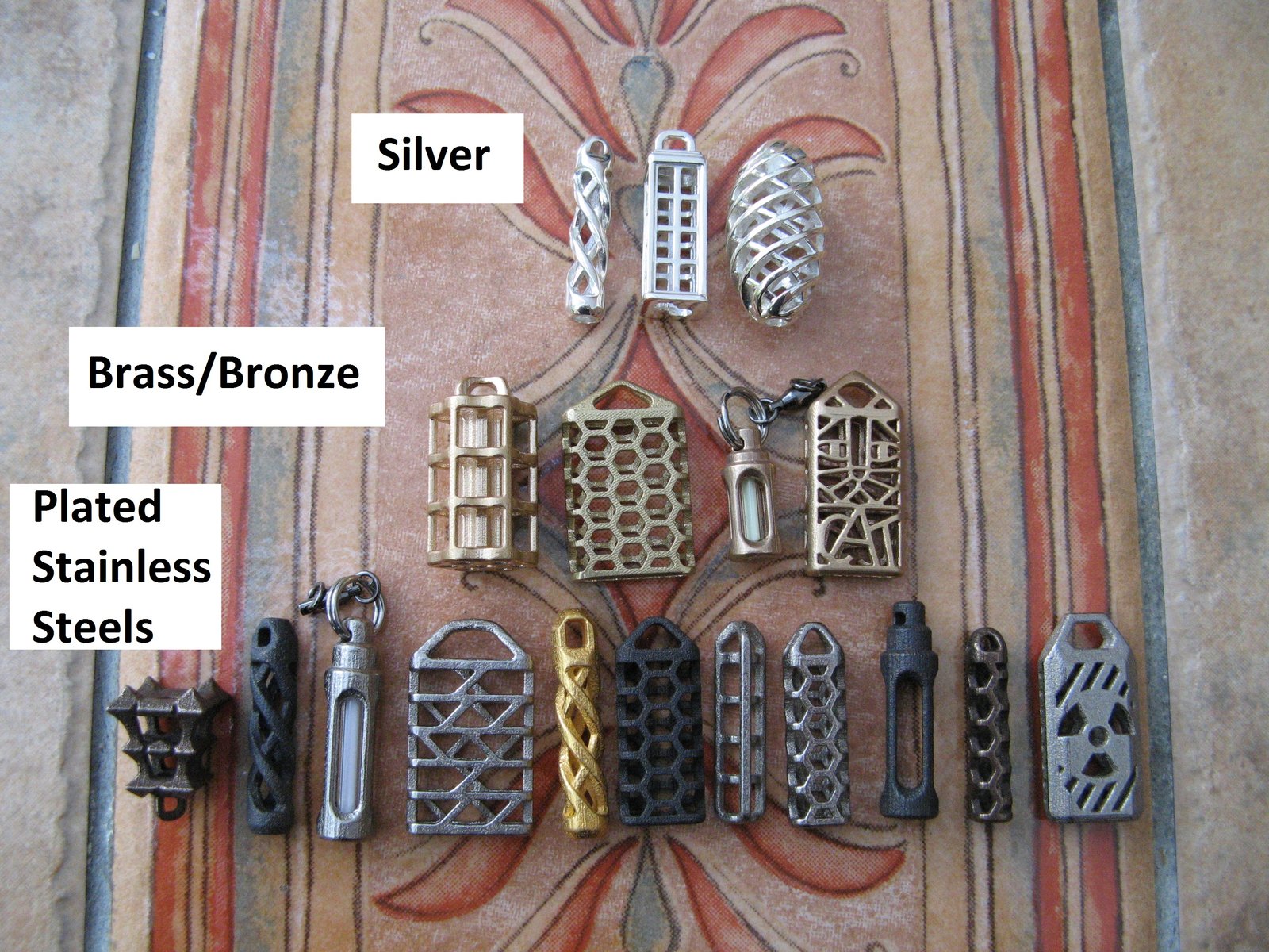 Jewellery: 3D Printed Material Reference