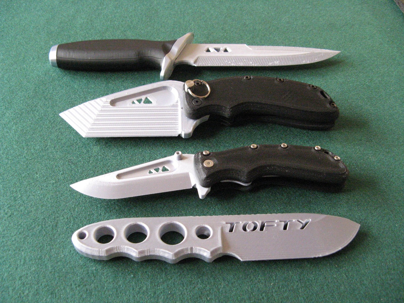 Tools: Custom Knives 2