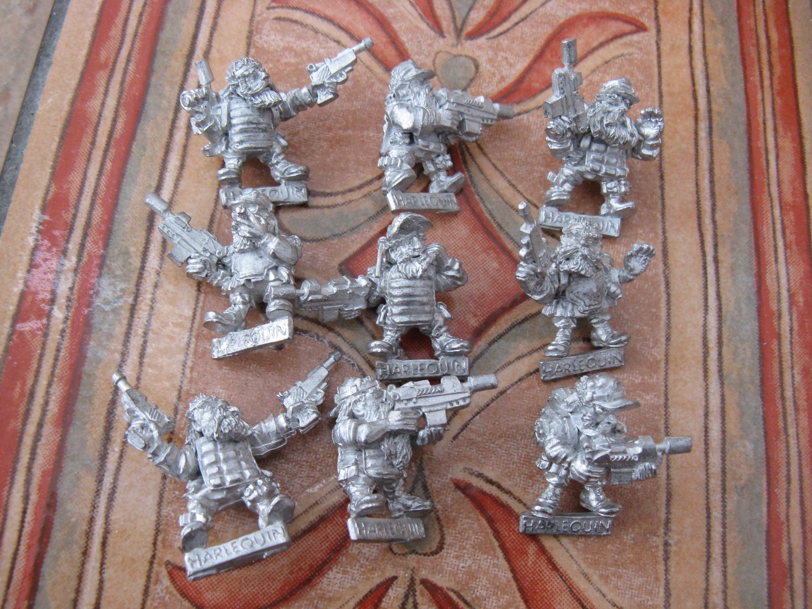 Modelling: Space Dwarf Collection